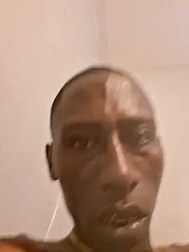 QUEENBSLIMG99 online show from April 18, 11:16 pm