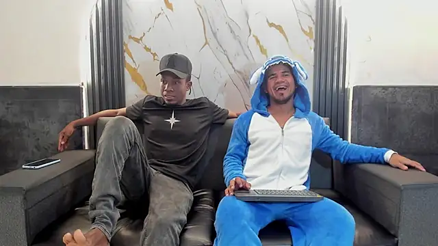 Latins on fire online show from March 27, 11:54 am