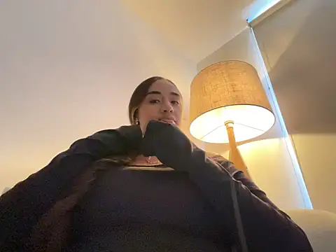 Snapshot of Eyssha chatting on February 22, 7:34 pm Eyssha online show from February 22, 7:34 pm