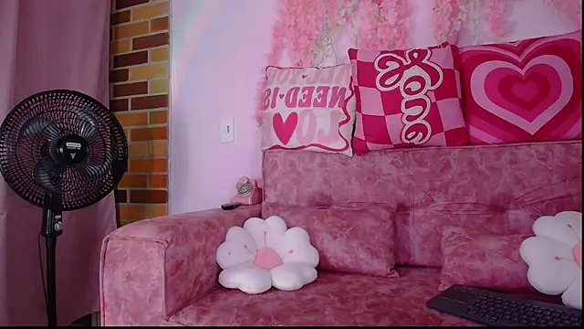 Ana  grace online show from May 23, 12:49 am