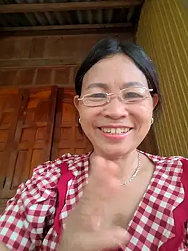 Snapshot of Big-all012 chatting on July 6, 8:33 am Big-all012 online show from July 6, 8:33 am