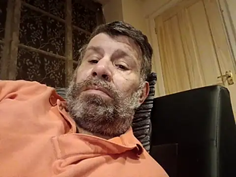 Snapshot of stud2512 chatting on April 18, 8:09 pm stud2512 online show from April 18, 8:09 pm