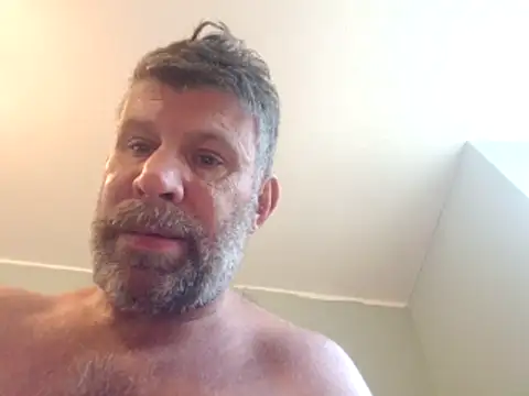 Snapshot of stud2512 chatting on May 18, 5:41 pm stud2512 online show from May 18, 5:41 pm