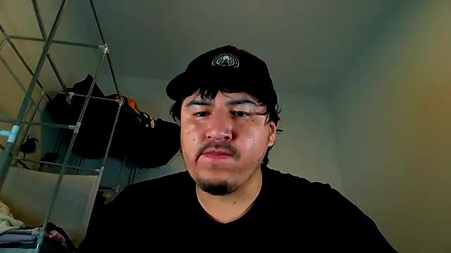 Snapshot of Bouncywarrior chatting on February 27, 3:23 pm Bouncywarrior online show from February 27, 3:23 pm