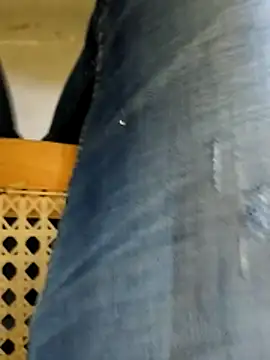 Snapshot of blackbeauty321 chatting on February 23, 4:21 am blackbeauty321 online show from February 23, 4:21 am