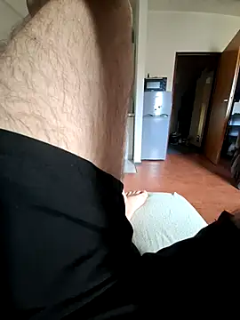 Snapshot of paulucio8 chatting on February 24, 9:29 am paulucio8 online show from February 24, 9:29 am