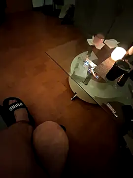 Snapshot of paulucio8 chatting on February 24, 9:57 pm paulucio8 online show from February 24, 9:57 pm