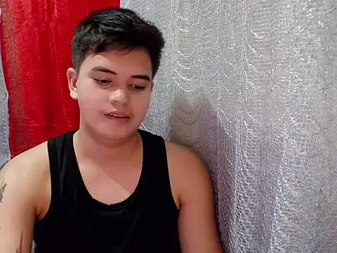 urbigcutienasio online show from April 3, 3:10 pm