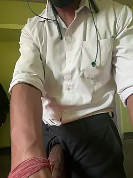 Snapshot of AsianDickk7 chatting on February 27, 5:40 am AsianDickk7 online show from February 27, 5:40 am