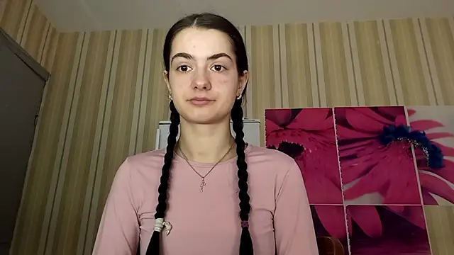 TuFoth online show from February 24, 8:12 am