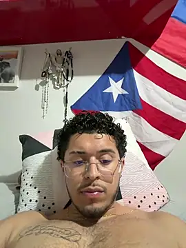 16jhefry16 online show from March 31, 9:48 pm