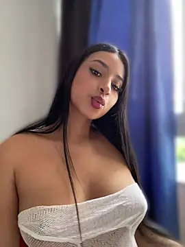 Snapshot of miss__cataleya chatting on July 18, 10:35 pm miss cataleya online show from July 18, 10:35 pm