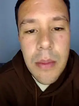 Snapshot of Ferrandiz23 chatting on February 28, 2:23 am Ferrandiz23 online show from February 28, 2:23 am