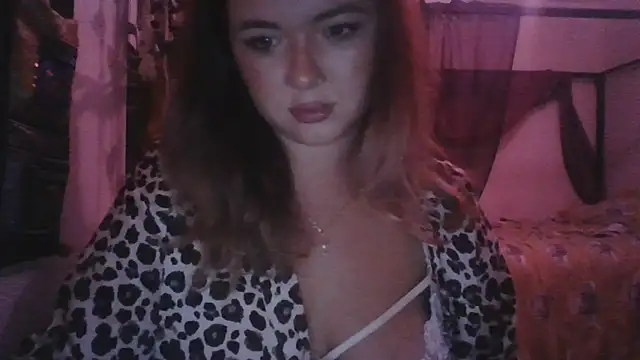 Snapshot of Miss_seraphine chatting on February 28, 11:39 pm Miss seraphine online show from February 28, 11:39 pm