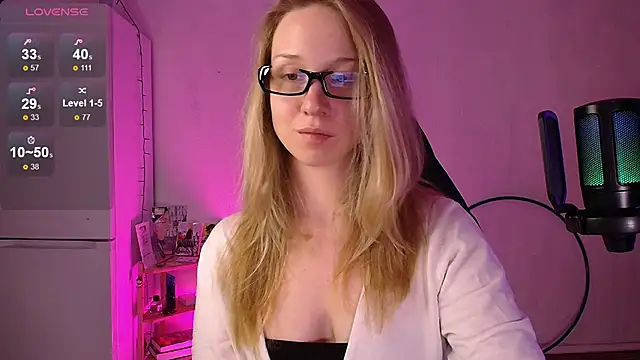 SatinSinner online show from March 1, 3:47 pm