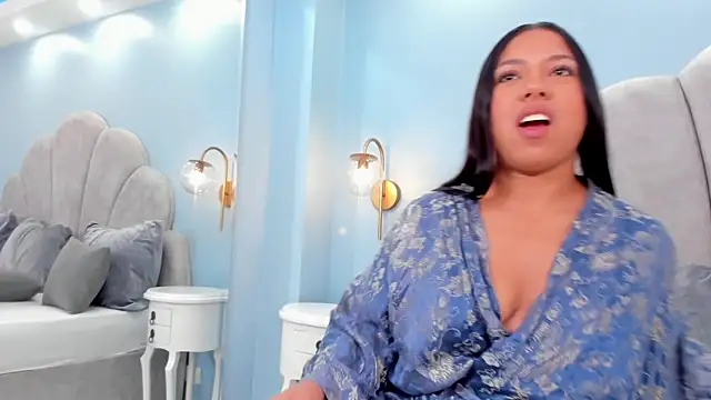 noa heat online show from March 5, 12:12 pm