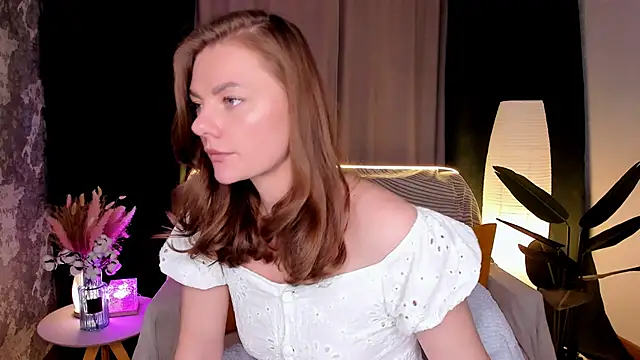 Snapshot of ParisJackson chatting on February 24, 8:56 am ParisJackson online show from February 24, 8:56 am