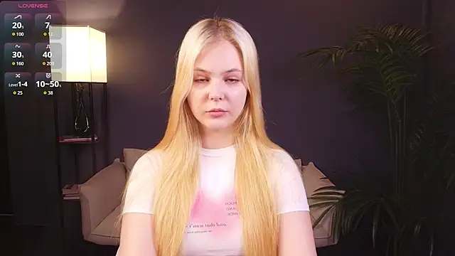 Elle Funning online show from February 25, 2:54 am