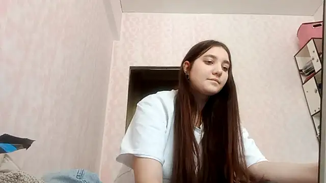 Snapshot of JanineThielman chatting on March 2, 7:15 am JanineThielman online show from March 2, 7:15 am