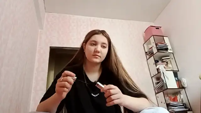 JanineThielman online show from March 29, 6:02 am