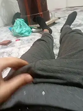 Snapshot of Serkan_2 chatting on February 22, 7:23 pm Serkan 2 online show from February 22, 7:23 pm