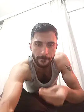 Snapshot of Serkan_2 chatting on March 3, 1:56 am Serkan 2 online show from March 3, 1:56 am