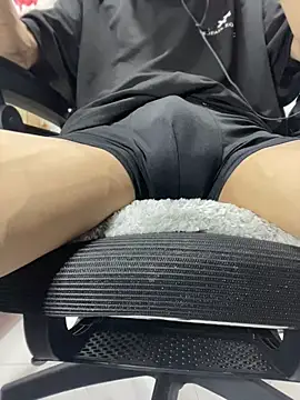 NniuAh online show from April 14, 8:31 am