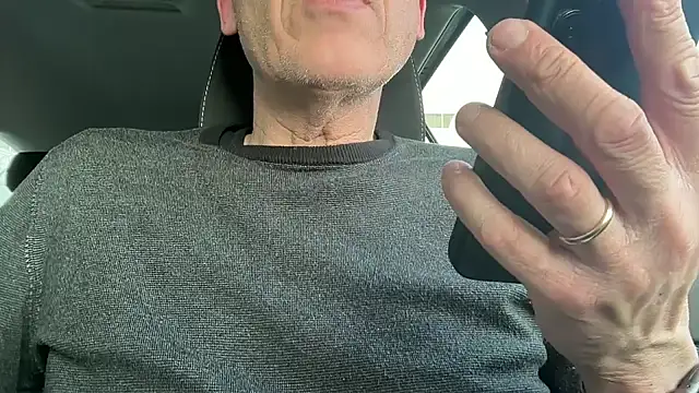 Snapshot of rotoli chatting on March 3, 2:45 pm rotoli online show from March 3, 2:45 pm