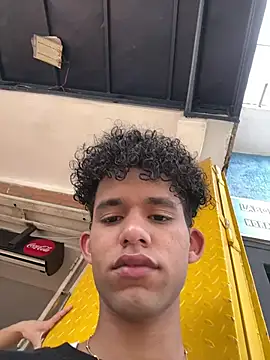 Stickmendez online show from February 27, 8:42 pm