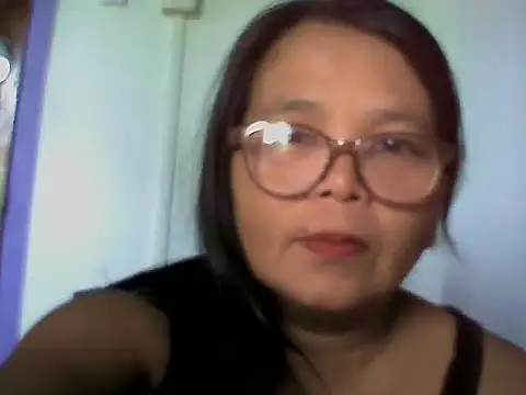 Flowerblossom123 online show from May 30, 4:20 am