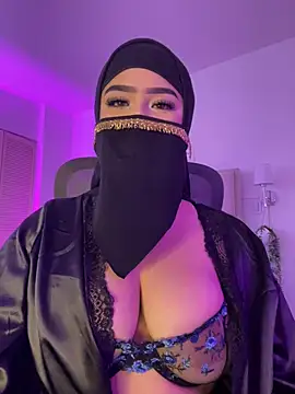 Yasmin cute online show from July 8, 7:40 pm