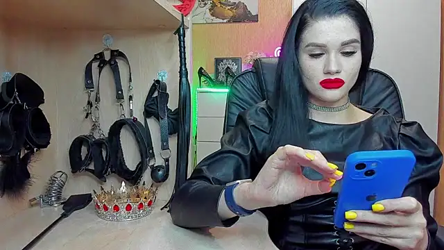 Snapshot of KristiTopxx chatting on October 8, 6:38 pm KristiTopxx online show from October 8, 6:38 pm