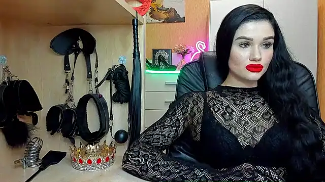 KristiTopxx online show from April 5, 7:33 pm