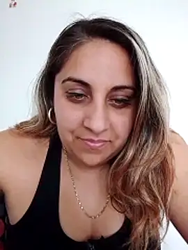 I amXenox online show from March 21, 11:37 am