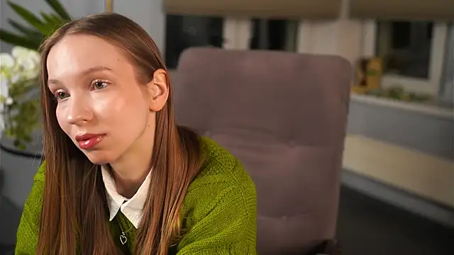 AriannaCheeves online show from February 23, 4:04 pm