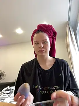 CindyMil online show from June 28, 3:45 am