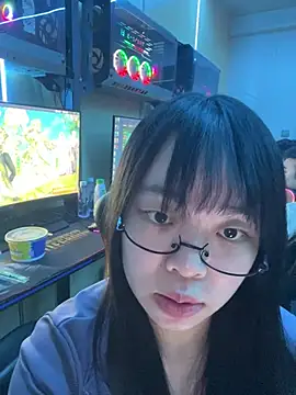 Snapshot of TTbeibei178 chatting on March 1, 12:18 pm TTbeibei178 online show from March 1, 12:18 pm