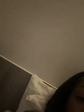 Snapshot of Adorable-Maya chatting on March 4, 10:05 pm Adorable-Maya online show from March 4, 10:05 pm