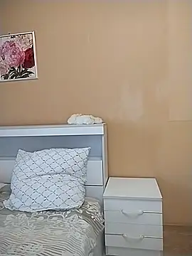 MilkCandyGirl online show from June 25, 9:36 am