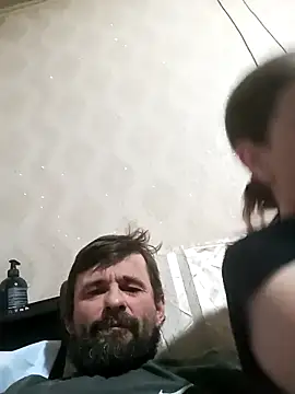 Snapshot of DiamondDaisy chatting on February 28, 5:03 pm DiamondDaisy online show from February 28, 5:03 pm