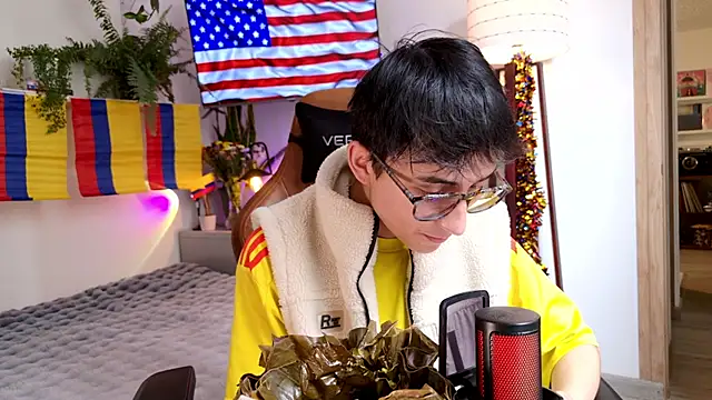 Sr evann online show from July 4, 3:40 pm
