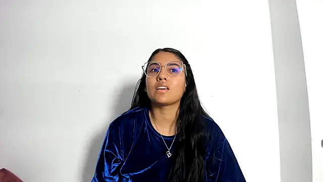 TatyGomez  online show from July 1, 4:03 am