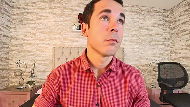 Snapshot of Adams_Sanz chatting on April 14, 7:53 pm Adams Sanz online show from April 14, 7:53 pm