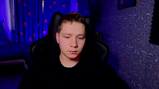 Karl Night  online show from February 25, 5:17 am