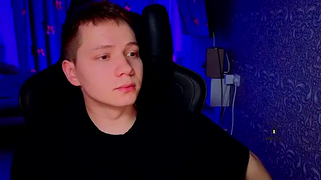 Karl Night  online show from February 27, 6:08 pm