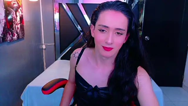 Ivony Giselle online show from April 1, 1:41 pm