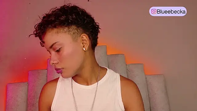 Snapshot of BeckaBlue chatting on July 13, 1:25 pm BeckaBlue online show from July 13, 1:25 pm