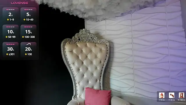 Noha  scott online show from April 6, 2:18 pm