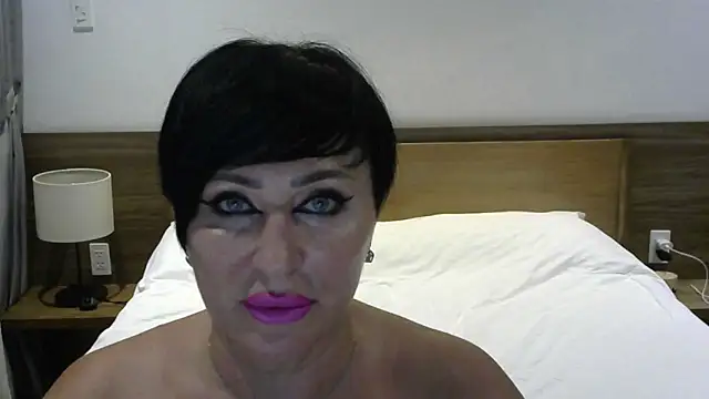 Kleotempt online show from July 1, 3:45 pm