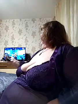 Snapshot of BIG-CATCH chatting on May 8, 8:58 pm BIG-CATCH online show from May 8, 8:58 pm